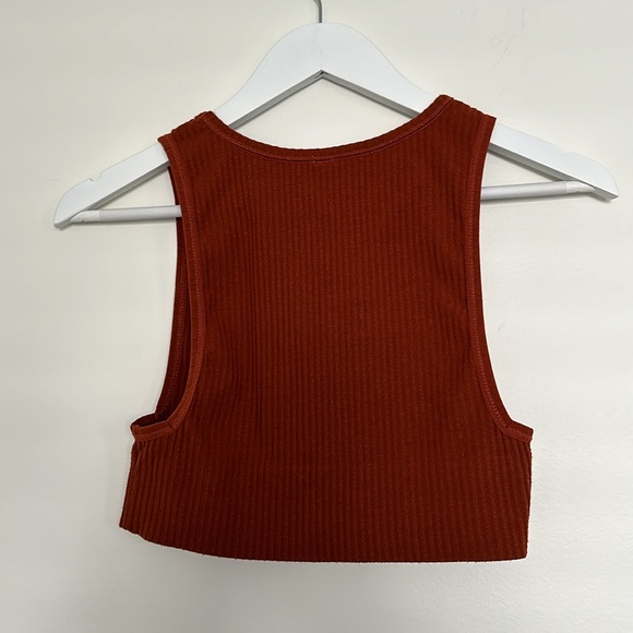 Crop top - Picture 3 of 4